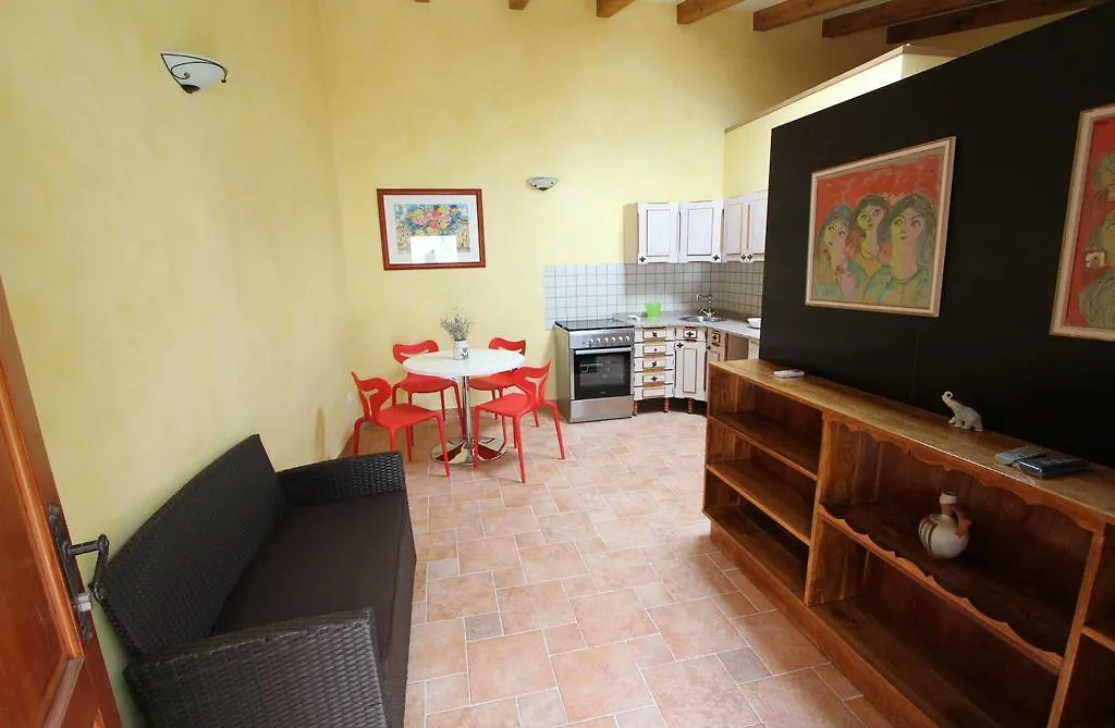 Apartments Casa Menis 로비니